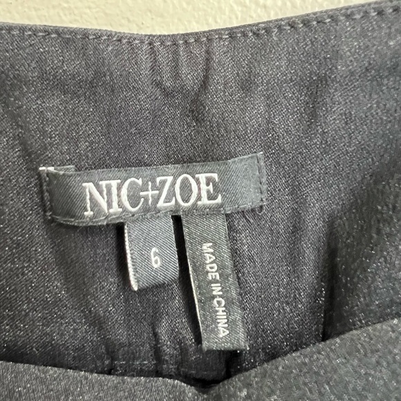 Nic+Zoe Straight Leg Slack Pants - Picture 3 of 3